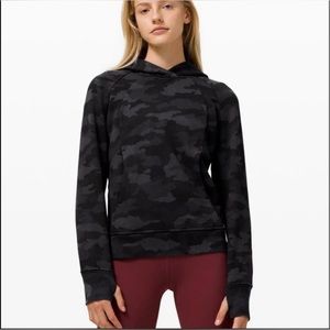 NWOT Lululemon scuba pullover hoodie